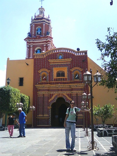 Barroco indígena en Santa María Tonantzintla, Puebla – Pata de Perro